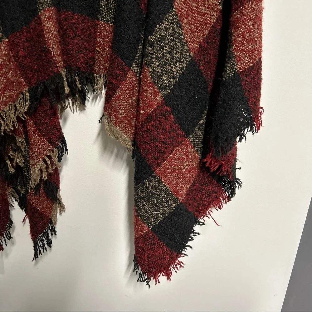 NWT-Simonetta Women’s One Size Color Block Cape‎ Cowl Neck Fringed Autumn Cozy